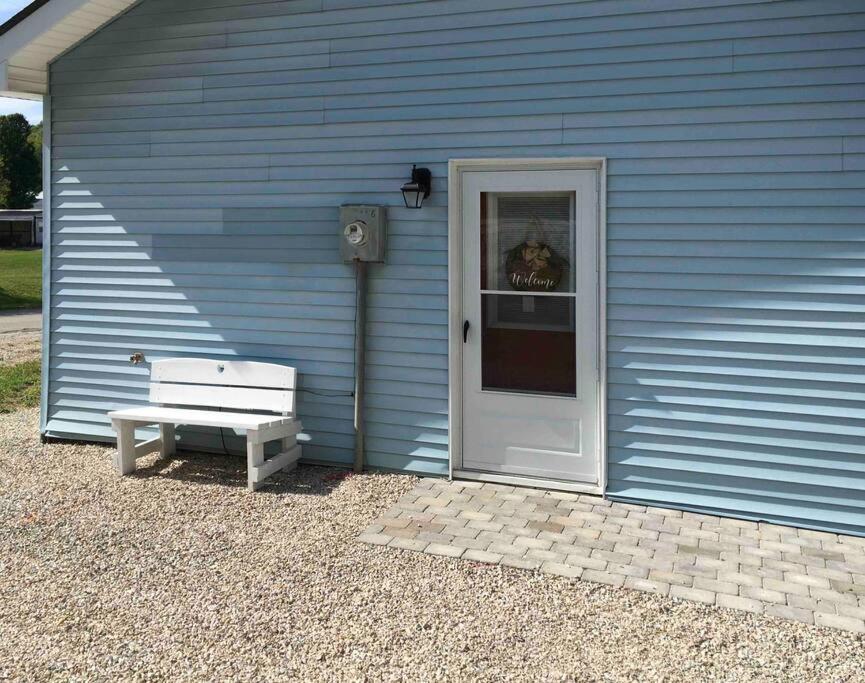 Caddy Corner Has A Hot Tub Just Outside Of Town Villa French Lick Exterior photo